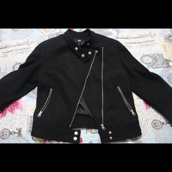H&M Black Jacket - Picture 1 of 5